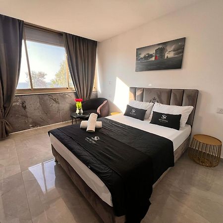 Elis Boutique Hotel Bat Yam Eksteriør billede