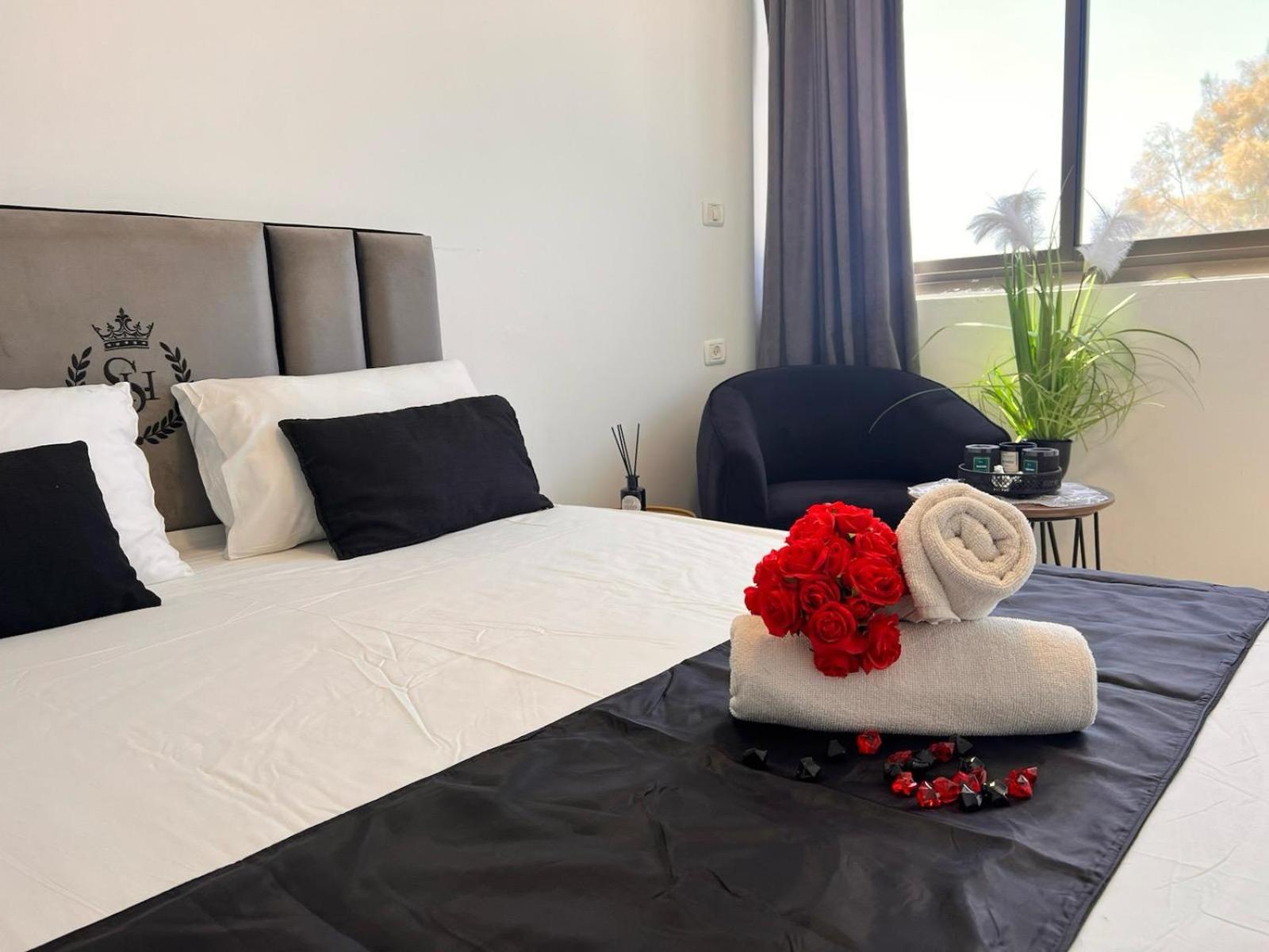 Elis Boutique Hotel Bat Yam Eksteriør billede