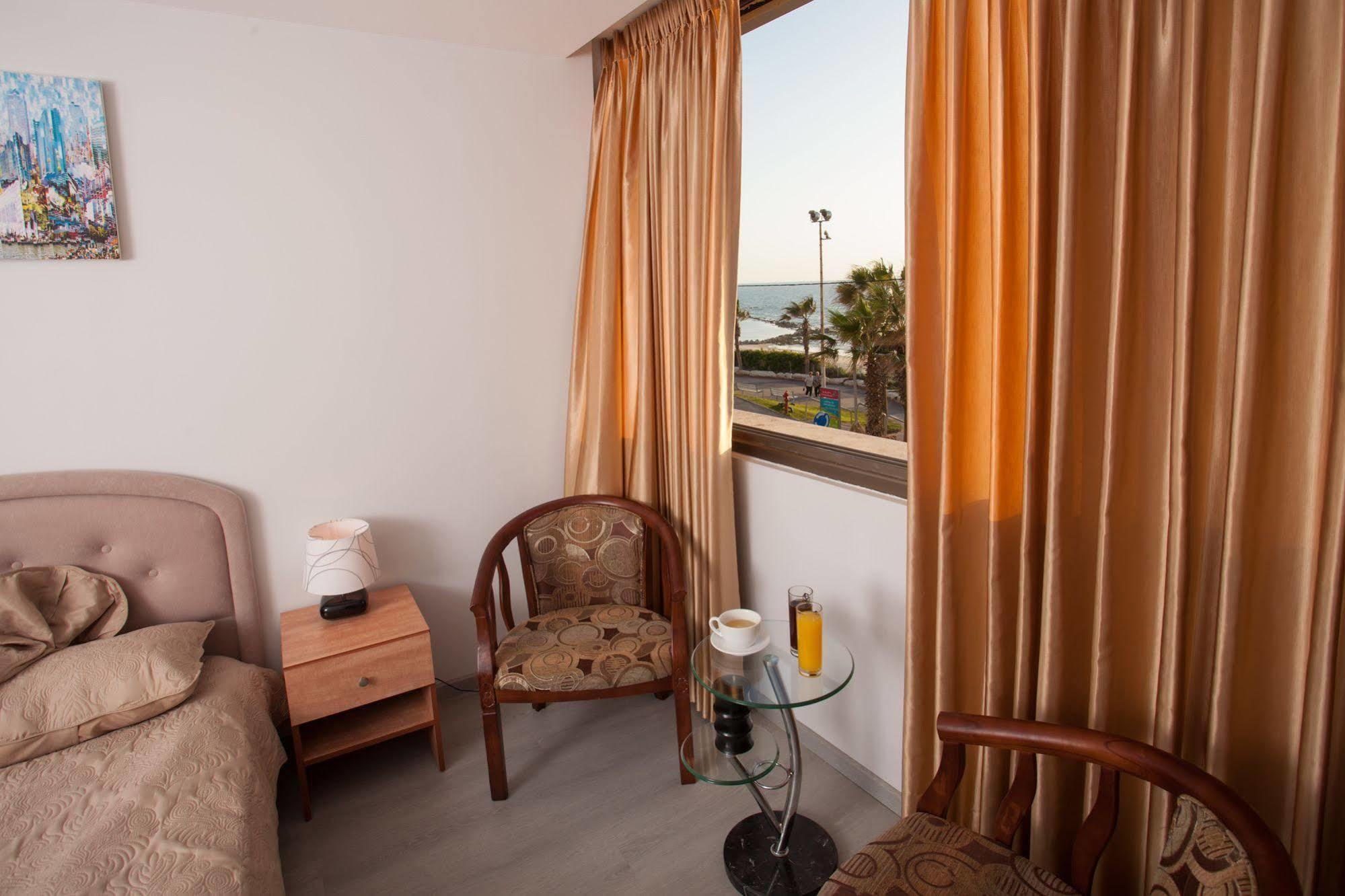 Elis Boutique Hotel Bat Yam Eksteriør billede